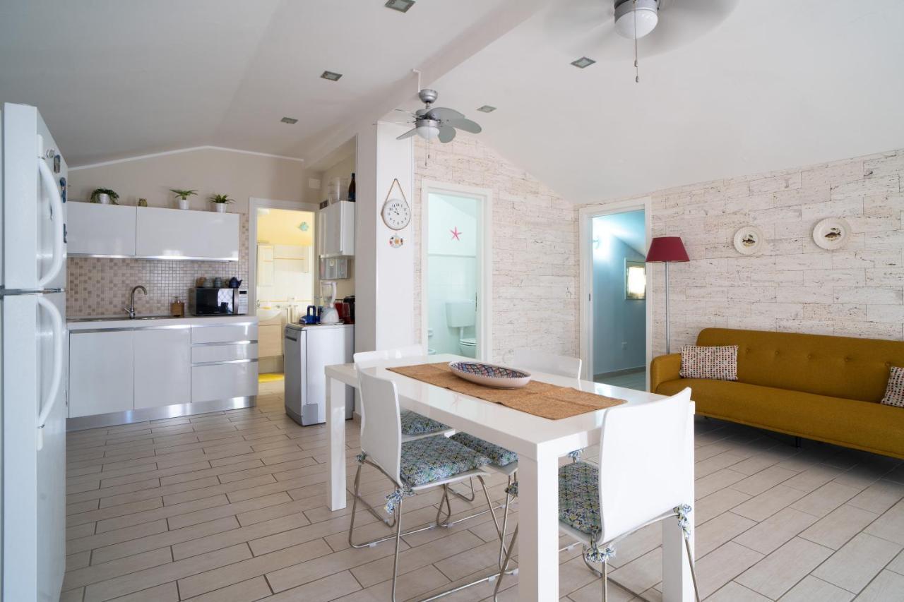 Casa Vacanza Giugio Giardini Naxos Bagian luar foto