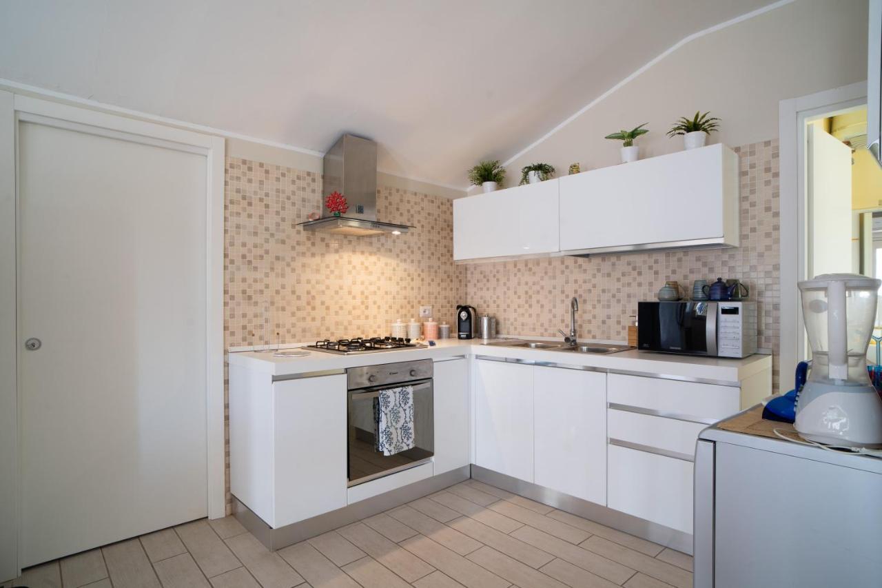 Casa Vacanza Giugio Giardini Naxos Bagian luar foto