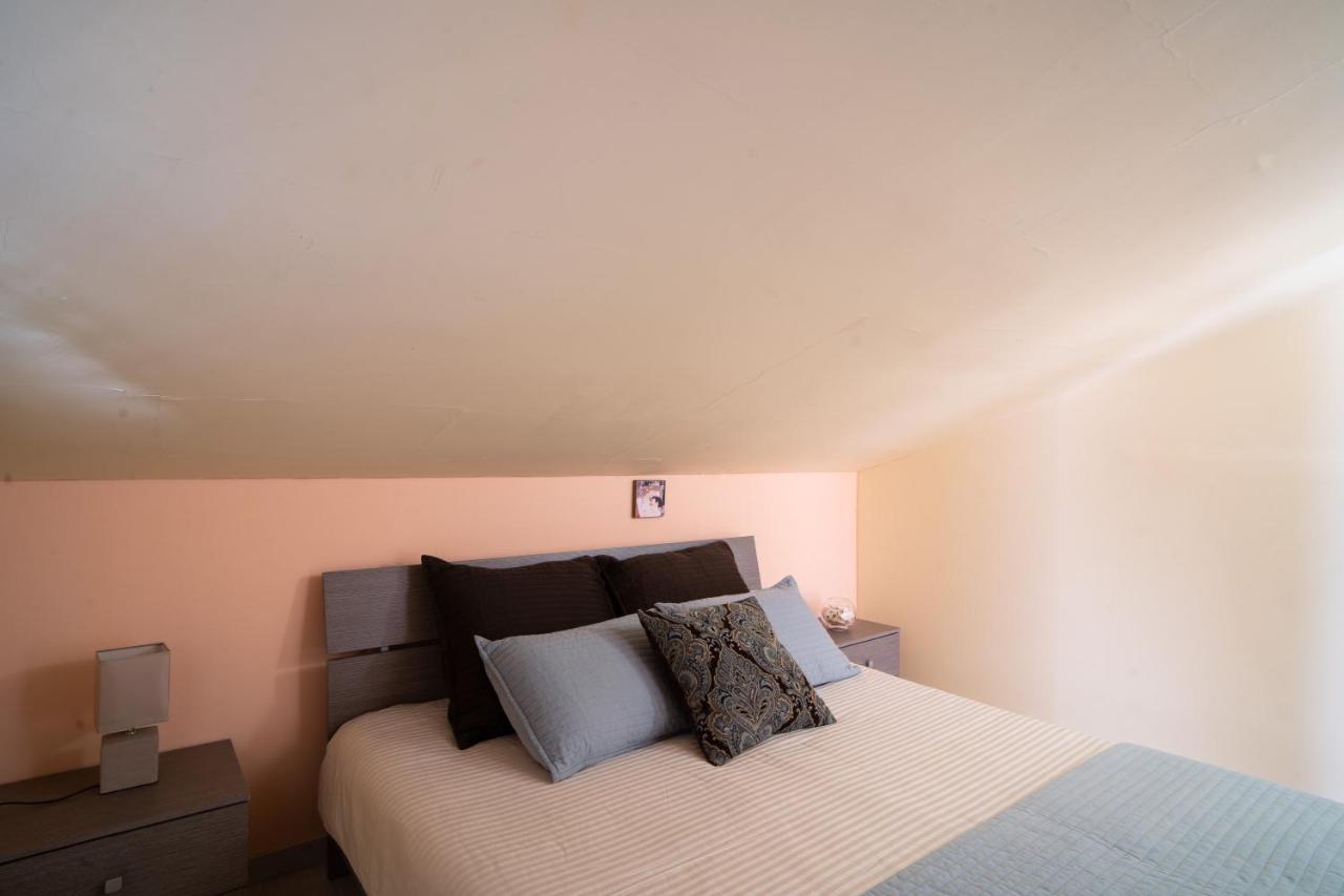 Casa Vacanza Giugio Giardini Naxos Bagian luar foto